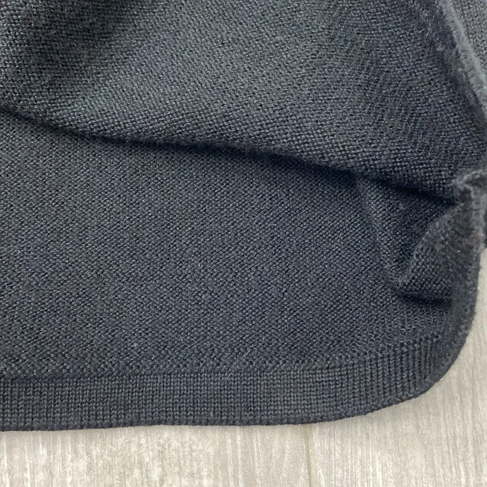 Caroll knit sweater dress like new! - Picture 7 of 12